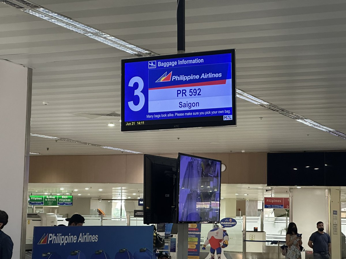 engr_arben's tweet photo. Waiting at the conveyor belt for almost 1 hour now… #PoorService #WorstAirport #WorstAirline @flyPAL https://t.co/CQS2sNkgcT