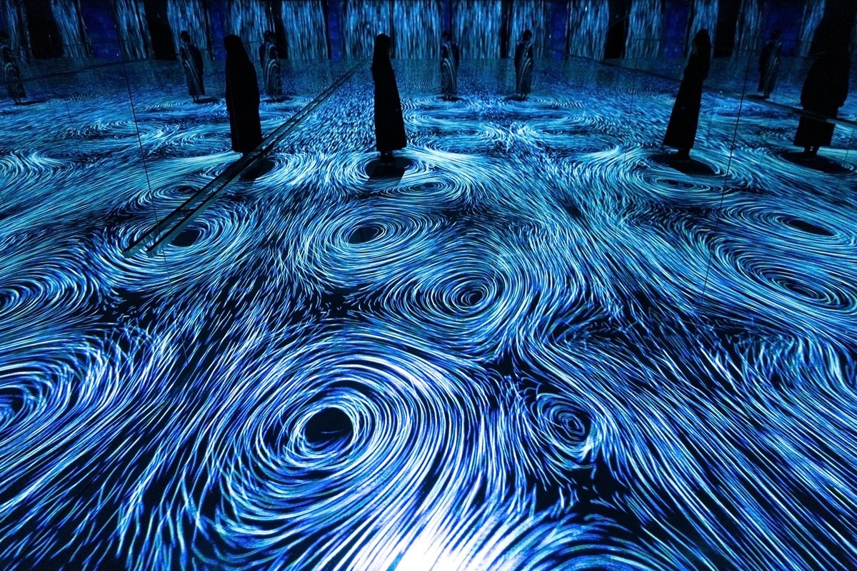 teamLab_net's tweet photo. “Existence in the Flow Creates Vortices”
Vortices are created behind people as they climb against the flow.
・
On view at “teamLab Massless Beijing”
Dec 24, 2022 - Permanent
https://t.co/zA61uyKdr7
#teamLabMassless https://t.co/m2oxLq4Bse