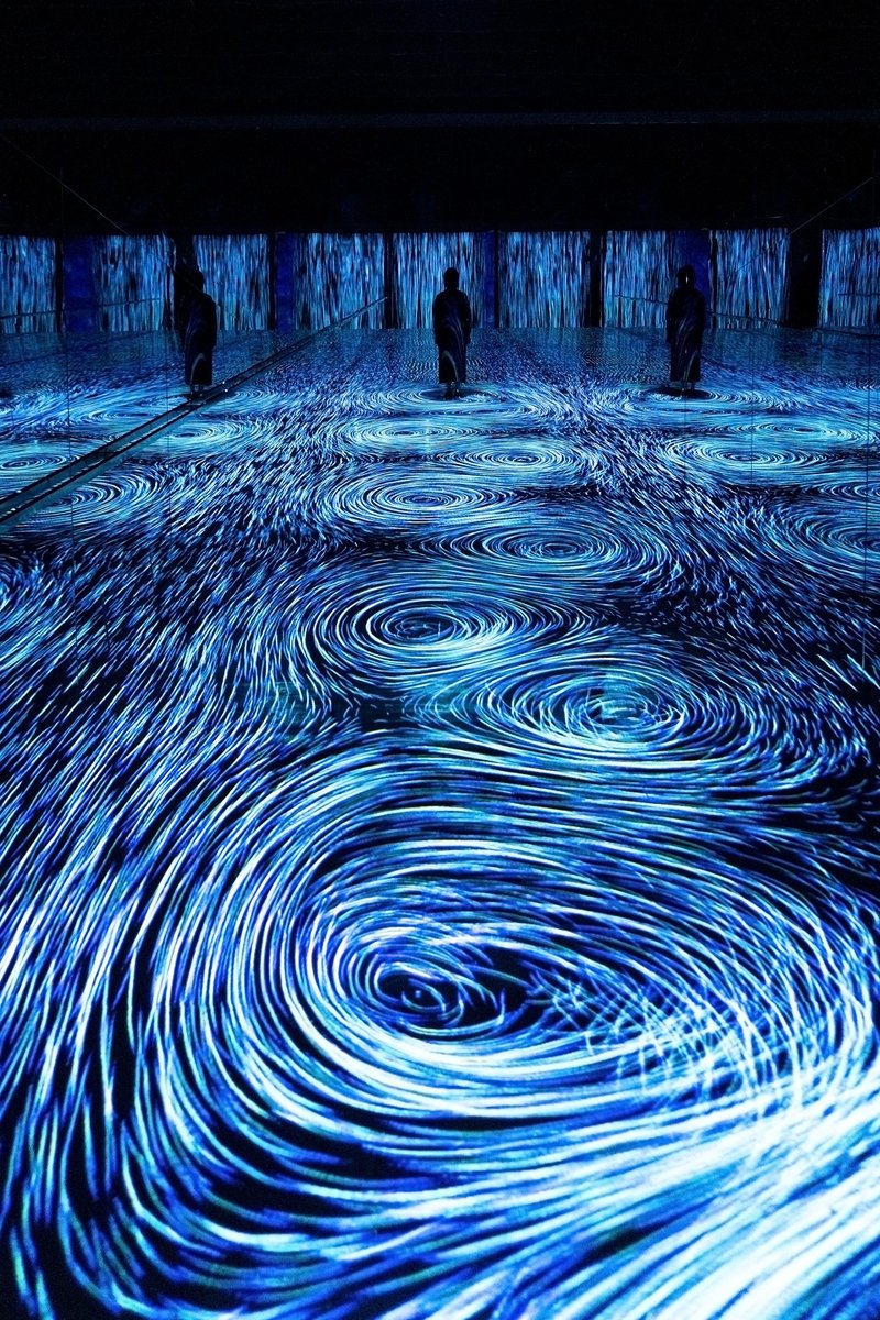 teamLab_net's tweet photo. “Existence in the Flow Creates Vortices”
Vortices are created behind people as they climb against the flow.
・
On view at “teamLab Massless Beijing”
Dec 24, 2022 - Permanent
https://t.co/zA61uyKdr7
#teamLabMassless https://t.co/m2oxLq4Bse