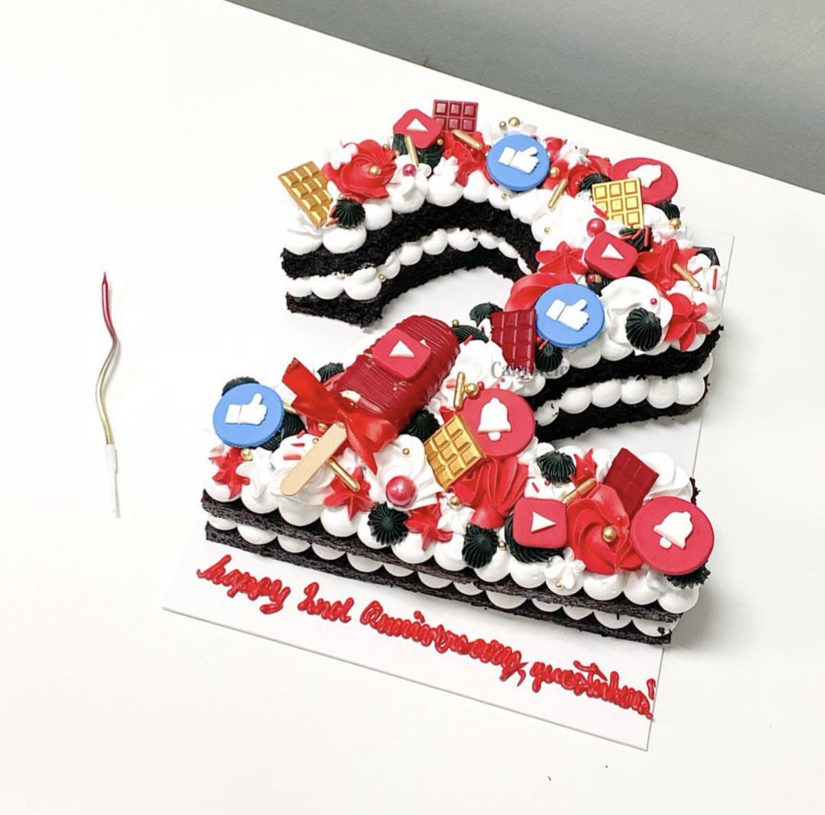 questubers's tweet photo. Cakes ❤️
6-22-2023 #MiniCelebration #3rdAnniversary #Questubers https://t.co/aEp7XcdgaC