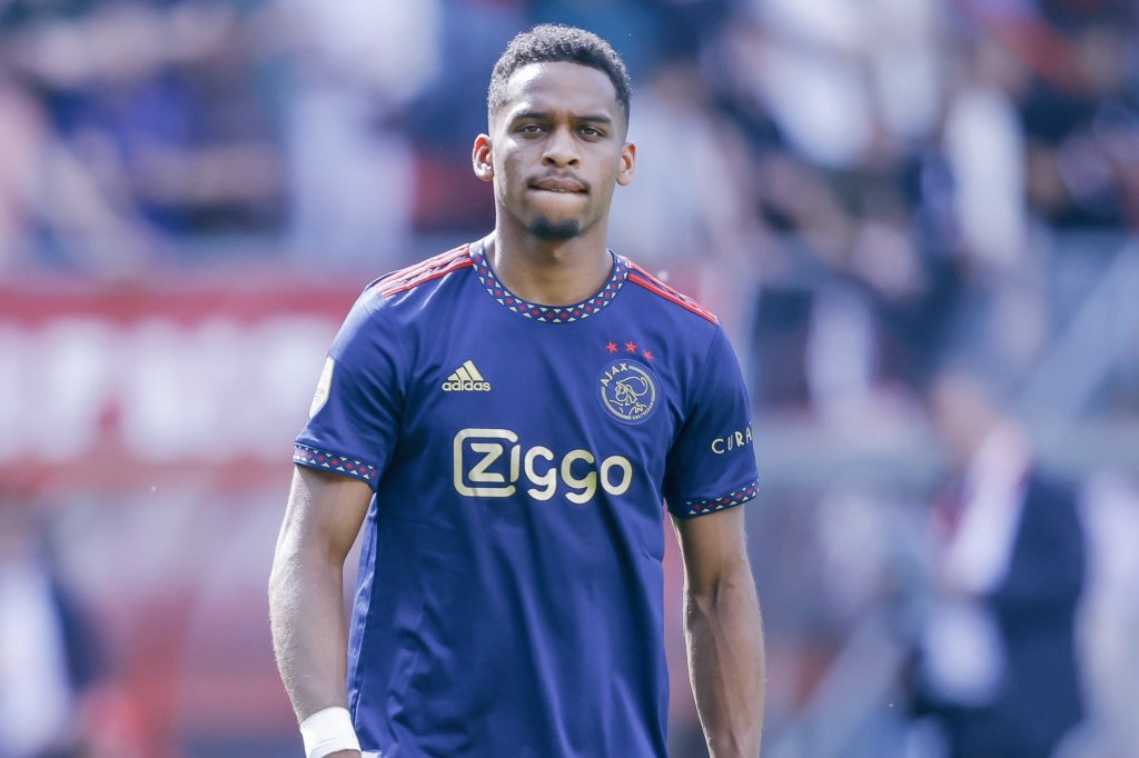 ILUKOR_JOSHUA's tweet image. 🚨 Jurrien Timber dreams of #Arsenal and wants to join. Both Ajax and #AFC feeling confident a deal can be agreed. #TransferTalks #Transfers

[@MikeVerweij]