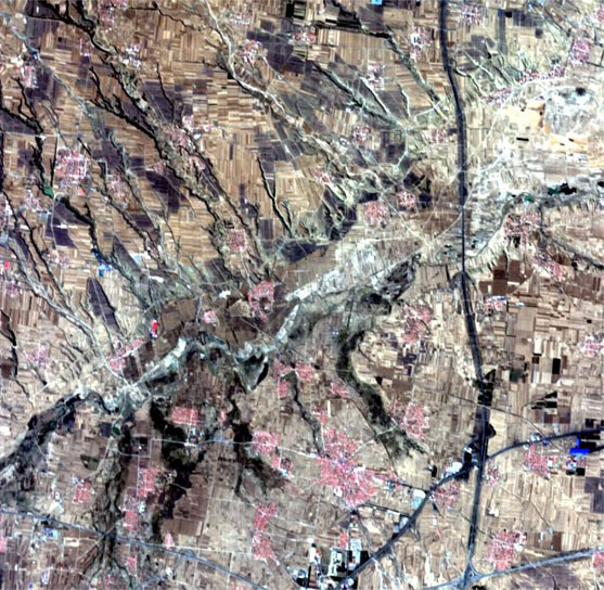 Scientists used observations from TPM PROBA-1’s CHRIS🔭to classify the leaf🌿angle &amp; maturity of crops. CHRIS provides data on leaf area index (LAI) &amp; chlorophyll, relevant for monitoring stress in forests and mapping agriculture use.

Learn more earth.esa.int/eogateway/miss… 

📷ESA