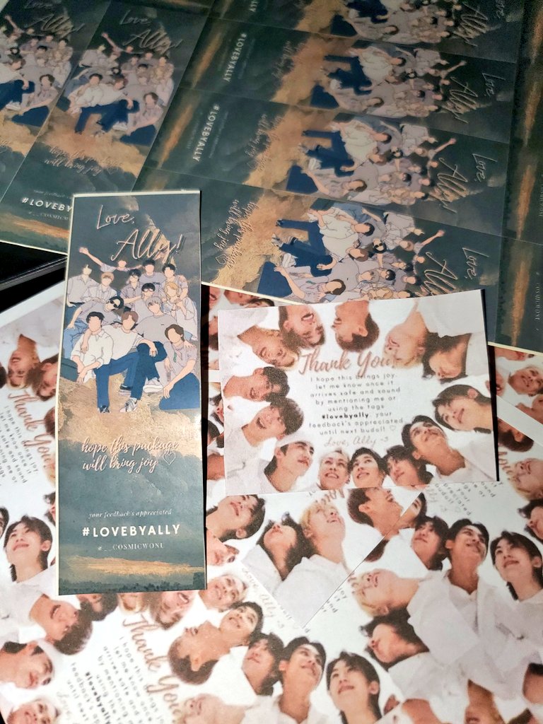 __cosmicwonu's tweet photo. ☁️ made my own mail stickers and thank you card ☁️ brb packing https://t.co/lWv0qnx0Eg