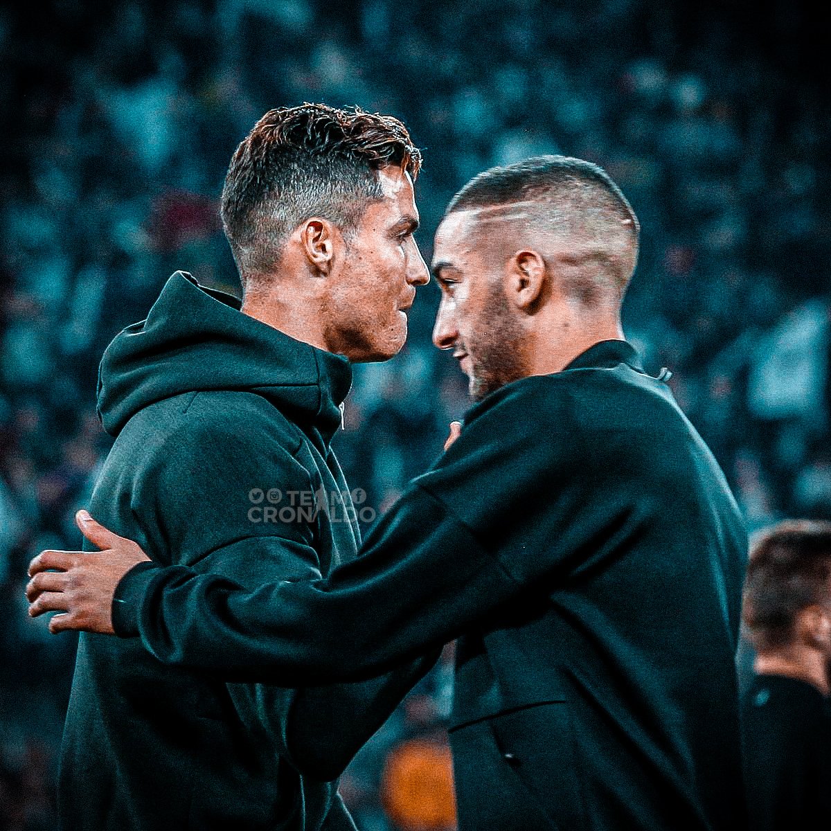 🚨 Hakim Ziyech is Cristiano Ronaldo's new team-mate – Here we go. 
[@FabrizioRomano]