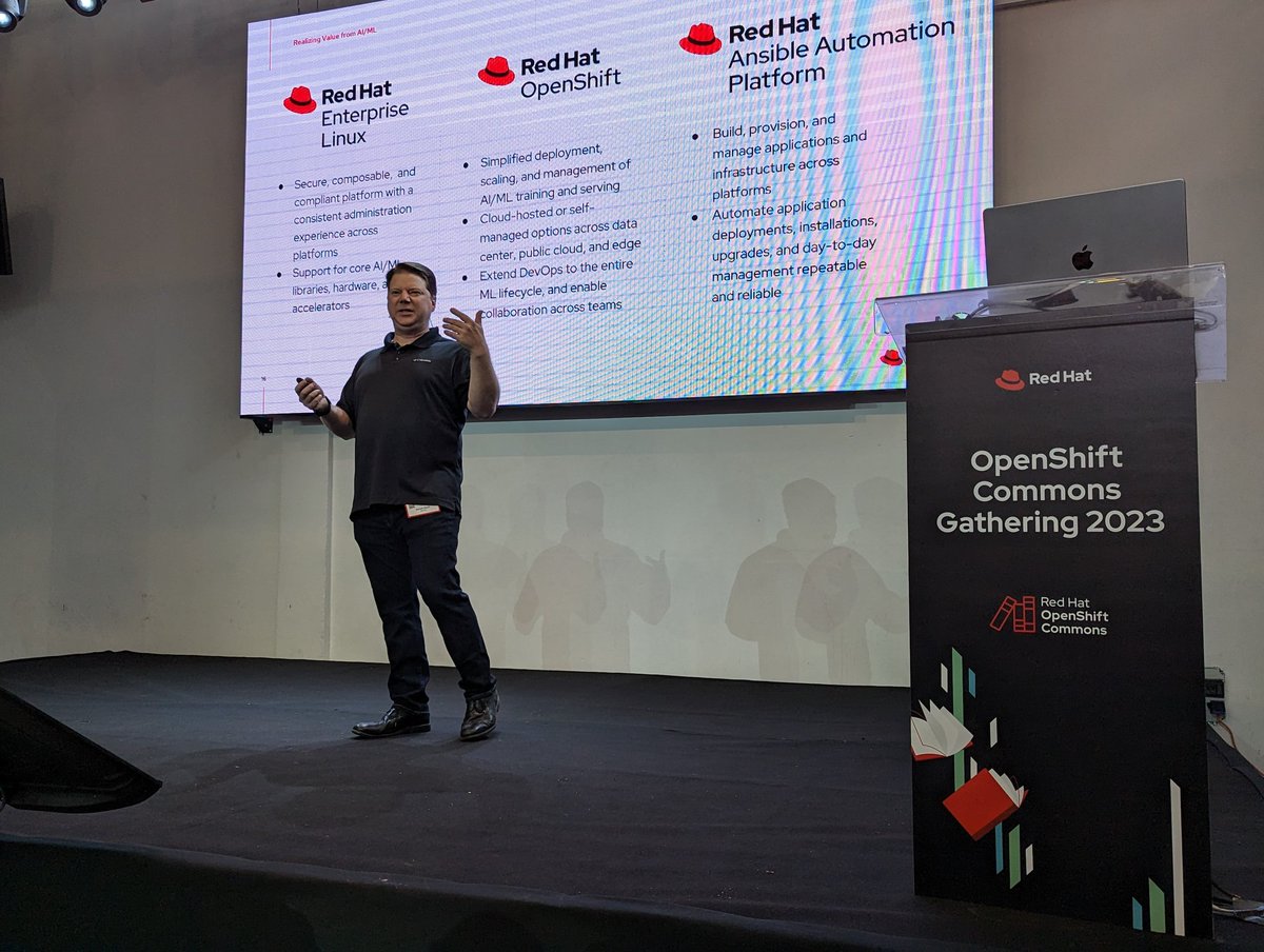 doron_f's tweet image. Great to see Steven Huels at #OpenShiftCommons #RedHatIsrael