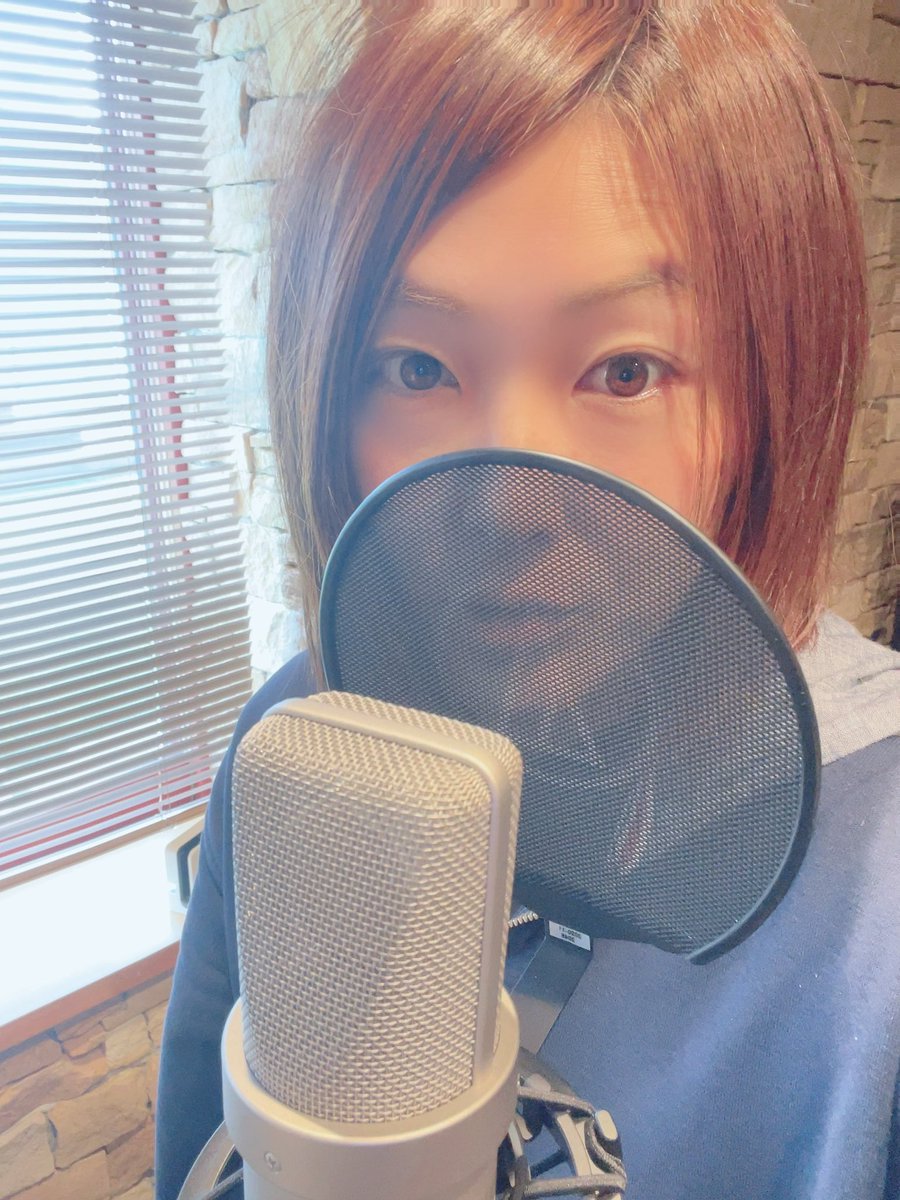 comodoadagio's tweet photo. 🎙️やってます〜
NEW SONGを、、、☆
#音楽
#作曲
#ボーカル
#レコーディング
#comodoadagio https://t.co/b3LbwjmkAx