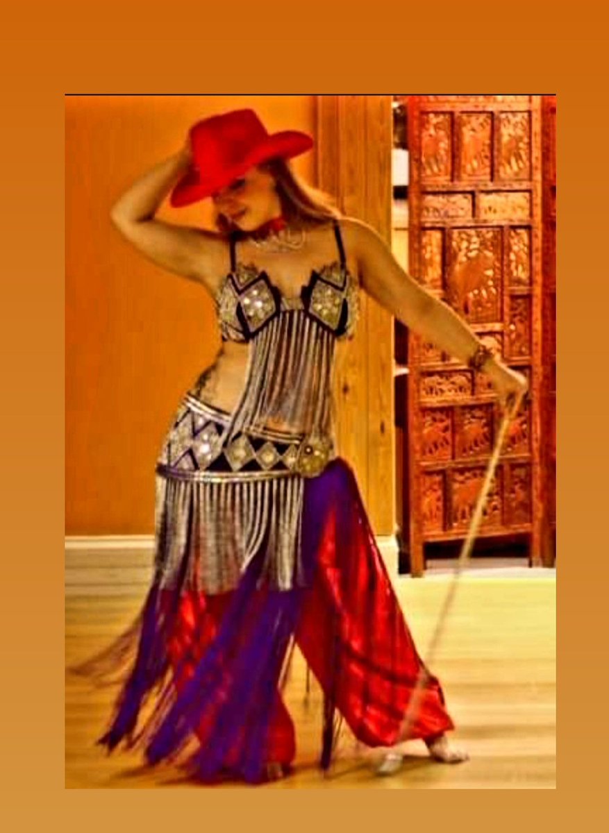 Line dancing bellydancer? Why not! Its time to have fun! Classes start on the 4th of July!

#fusionbellydance 
#danceclass #linedancing #newpark #chichester  #tribalbellydance  #dancehall #kitcheman #dancefloor #mak #jolenedandelion #contemporarydance #dancerslife @newparkcentre