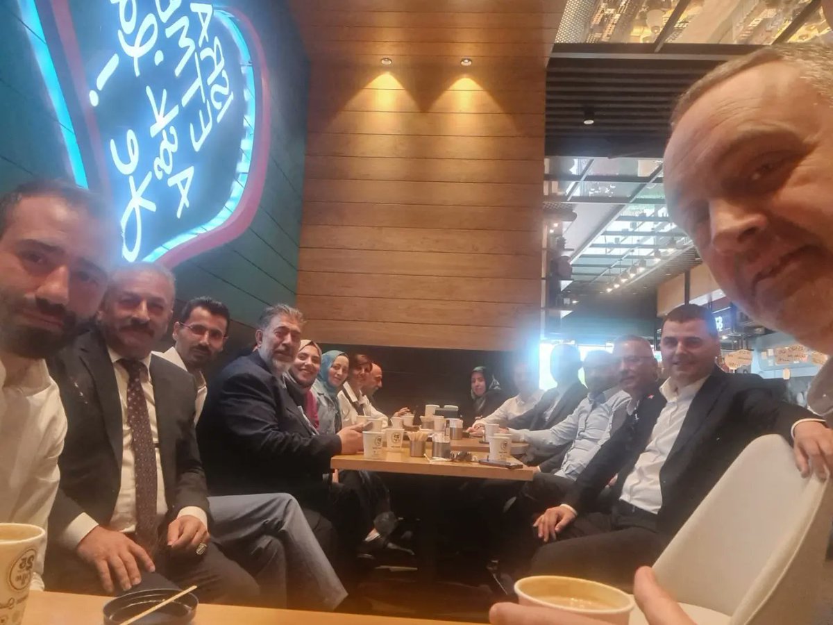 ekrem_toto's tweet photo. 📌ANKARA ZİYARETİ

İl Yönetim Kurulu Üyelerimizle Birlikte 28. Dönem Milletvekilliğine Seçilen Vekillerimiz Haluk İpek ve Hasan Çilez'e Hayırlı olsun Ziyaretinde Bulunmak ve Grup Toplantısına Katılmak için Ankara Yolundalar.

#turkiyeyüzyılıbaşladı https://t.co/BkS9lC5FGe