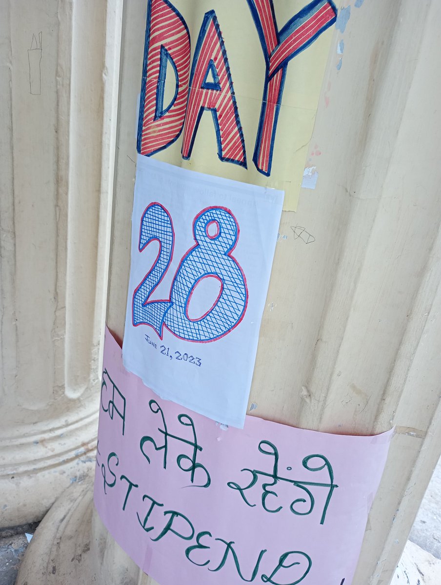 ozair_alig's tweet image. Aligarh Muslim University junior Residents of AKTCH on strike from last 28 days Demanding immediate release of stipend which is not released by AMU administration
@thealigsportal 
@AMUofficialPRO 
@DrMohsinMasood 
@AfzalUsmani 
@FaizulHasanKhan 
@khan_fakhara 
@pmdhasan