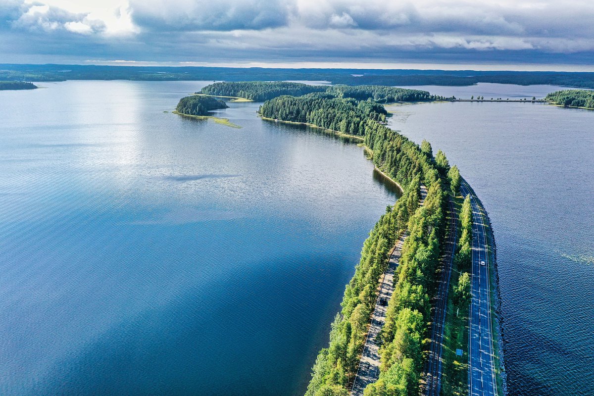visitory_io's tweet photo. Julkaisemme #Matkailijamittari -tutkimuksen avainluvut ulkomaalaisista matkailijoista Suomessa. Raportista saa tietoa matkojen määrästä, rahankäytöstä, hiilijalanjäljestä sekä matkailijoiden profiileista kuukausittain ja maakunnittain.
https://t.co/Wf5qcNV61b

#matkailu #tilasto https://t.co/hIP8kwyTTV