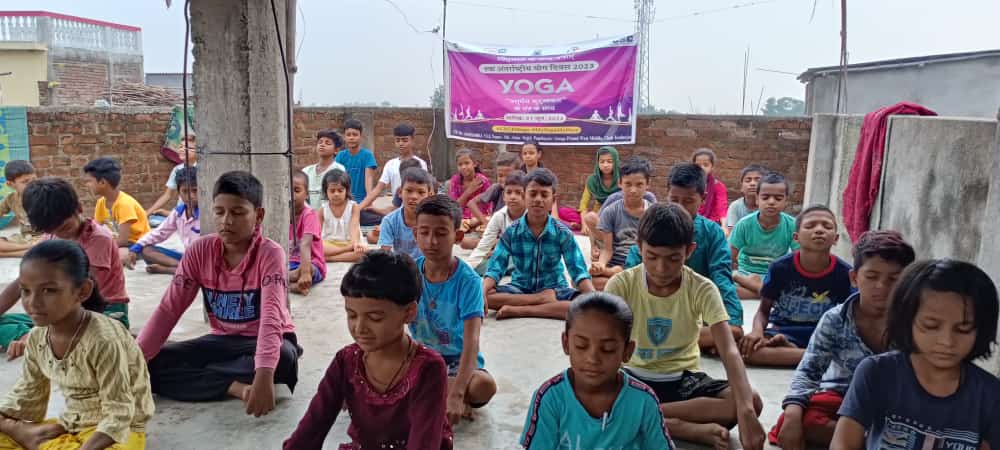 Celebrating the international Day of Yoga 2023 With CSC VLE Sahibganj Jharkhand.

#CSCPeYoga 
#MyYogaMyPose 

<a href="/CSCegov_/">CSCeGov</a> 
<a href="/CSCJharkhand/">CSC Jharkhand</a> 
<a href="/spm_jharkhand/">Wasim Imam</a>