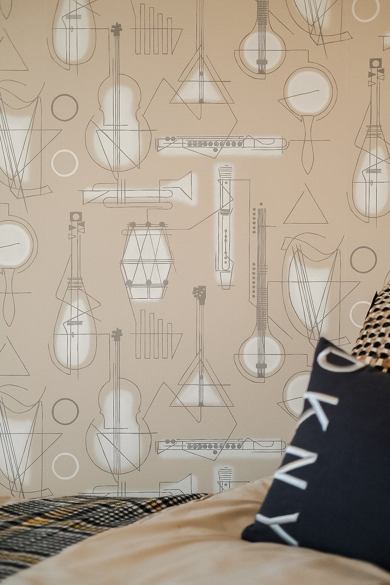 edwardthomasint's tweet image. W A L L P A P E R W E D N E S D A Y

Today is World Music Day, so to mark this harmonious occasion we are sharing this playful wallpaper design which celebrates the joy of musical performance. Wallaper from Mini Moderns. #worldmusicday #livemusic  #wallpaperwednesday #wallpapers