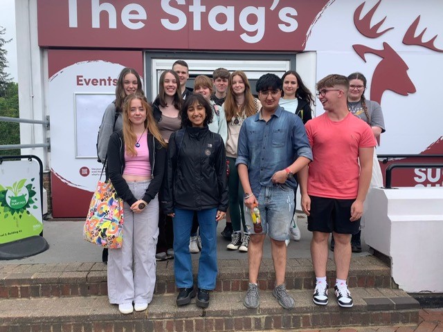 Some of our Year 12s enjoying a visit to University of southampton to check our their courses and campus. Nice to see they found a 'Stag' to remind them of Bassaleg @BassalegSchool1 @unisouthampton #believingandbelonging #facingthefuture 🦌