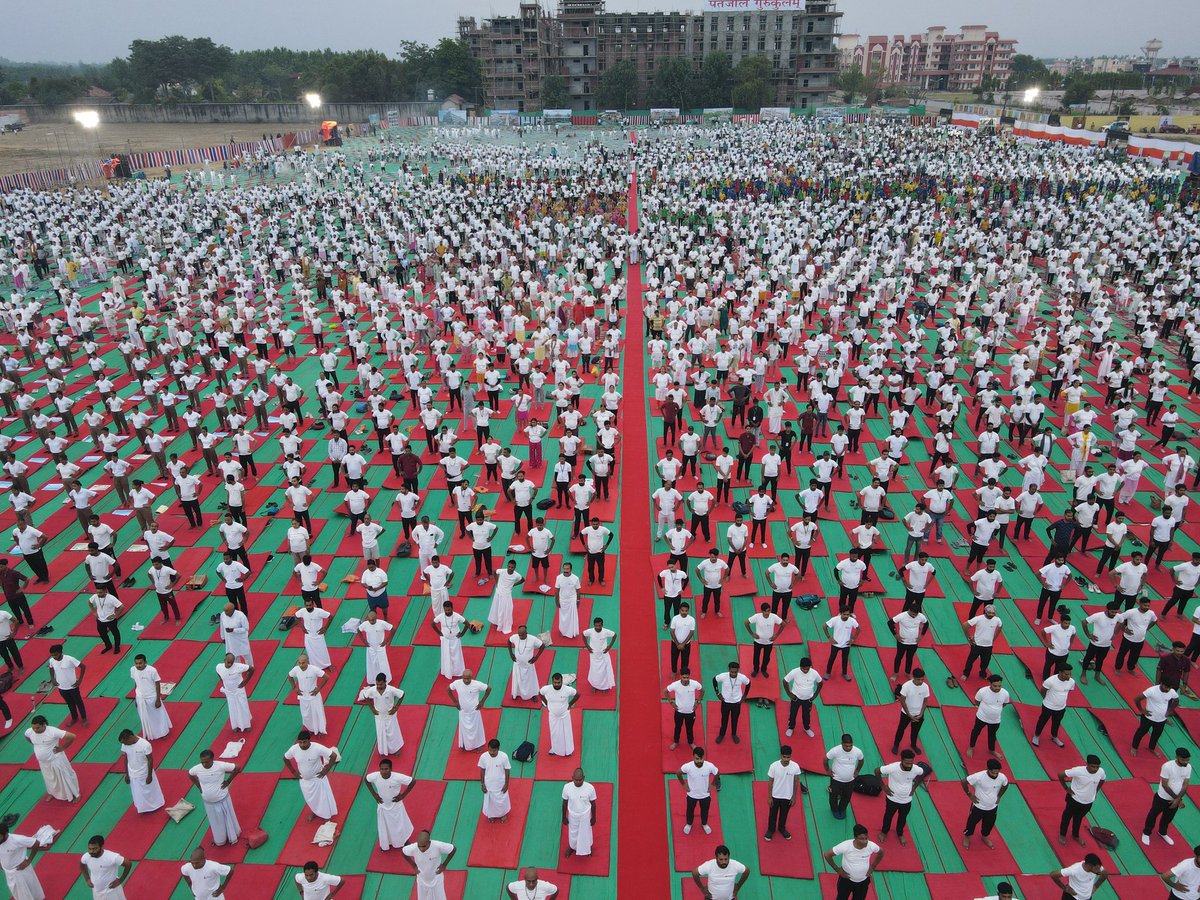 हरिद्वार में आयोजित अंतर्राष्ट्रीय योग दिवस कार्यक्रम।
#PatanjaliYogaDay