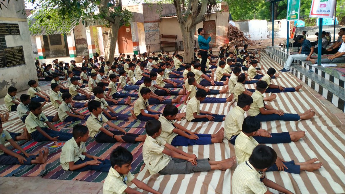 324654710019
Kinjalben Parmar
Ahmedabad 

<a href="/moayush/">Ministry of Ayush</a>
<a href="/CSCegov_/">CSCeGov</a>
<a href="/CSCSPV_Health/">CSC Health</a>

#CSCpeYoga
#MyYogaMyPose

regards, 
CSC Dm Ahmedabad