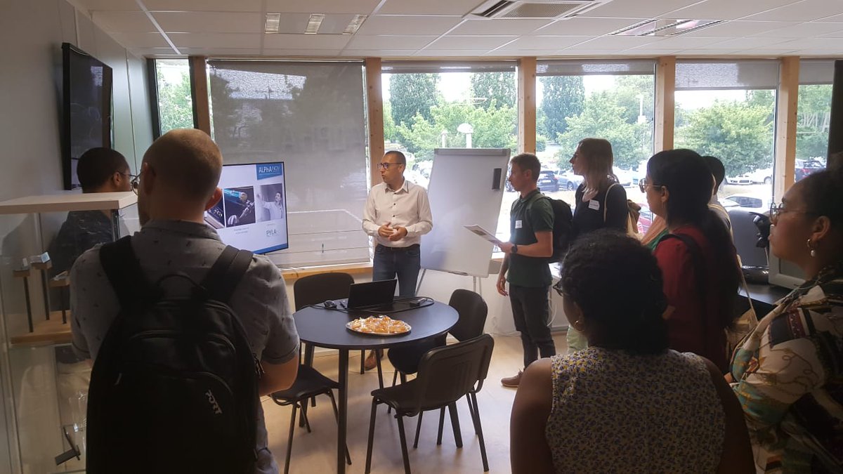 PartenariatsESR's tweet photo. #Limoges capitale de l'#AgriTech pour quelques jours ! Très beau programme pour le 1er jour des #Doctoriales franco-belges de l' #AgriTech 🇧🇪🇲🇫 qui ont réuni doctorants et post-doctorants de @AgroBioTech, de l'université de Gand et de @unilim 👏Merci au maire de @VilleLimoges87 https://t.co/yRAjmdF82N