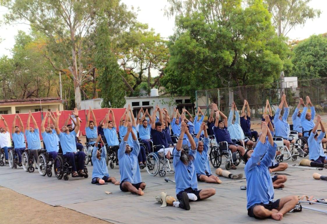 ADG PI INDIAN ARMY on Twitter "Beyond Barriers…Yoga for All