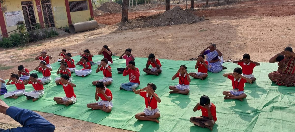 Suyog Krishna Dixit (@dixit_suyog) on Twitter photo #CSCPeYoga #Myyogamypose
<a href="/CSCegov_/">CSCeGov</a> <a href="/CSCSPV_Health/">CSC Health</a> <a href="/moayush/">Ministry of Ayush</a>
Yoga day celebration at चंद्रपूर महाराष्ट्र #CSCPeYoga #Myyogamypose
<a href="/CSCegov_/">CSCeGov</a> <a href="/CSCSPV_Health/">CSC Health</a> <a href="/moayush/">Ministry of Ayush</a>
Yoga day celebration at चंद्रपूर महाराष्ट्र