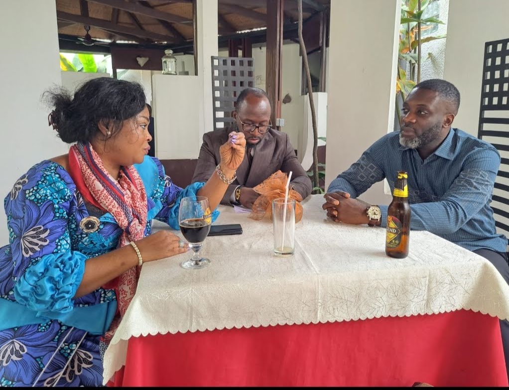 UNC Diaspora: Séance de travail très fructueux d'harmonisation des listes électorales entre SGa <a href="/missenga/">missenga</a> et l'IF @Franckmaeze/France. Étaient présents <a href="/Abeli_Lolengola/">Abeli Lolengola Hussein</a> Et <a href="/EkofoSonya/">Sonya Nicole Ekofo Bombula</a>. <a href="/VitalKamerhe1/">Vital Kamerhe</a> <a href="/BillyKambale1/">Billy Kambale</a> <a href="/JuniorMAKELELE2/">Junior Makelele</a> <a href="/MichelMoto1/">Michel Moto Muhima</a> <a href="/UNCMonParti/">UNC EUROPE COORDINATION</a> <a href="/reine_sumbu/">Reine Sumbu</a> <a href="/uncrdc/">UNC_RDC Officiel</a>