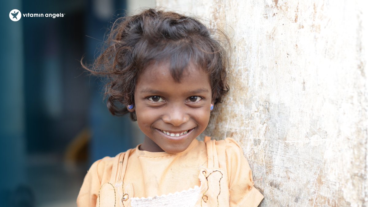 #StoriesFromTheField: Five-year-old Anju stops to pose for the camera as she plays with her friends a village in Udaipur district, #Rajasthan, on a humid evening.

Anju goes to the village Balwadi, a rural pre-primary school where #children between the ages of 3 and 6 are