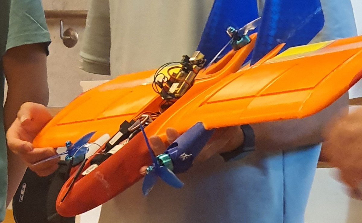 Last week @nazariesintelligenia was proud to be a Gold sponsor of the II "Junior Technological Challenge" organized by <a href="/ETSIIT_UGR/">ETSIIT -UGR-</a> with the aim of promoting vocations and attracting talent in this field among young people according to the present guidelines.
#domotic #greenhouse