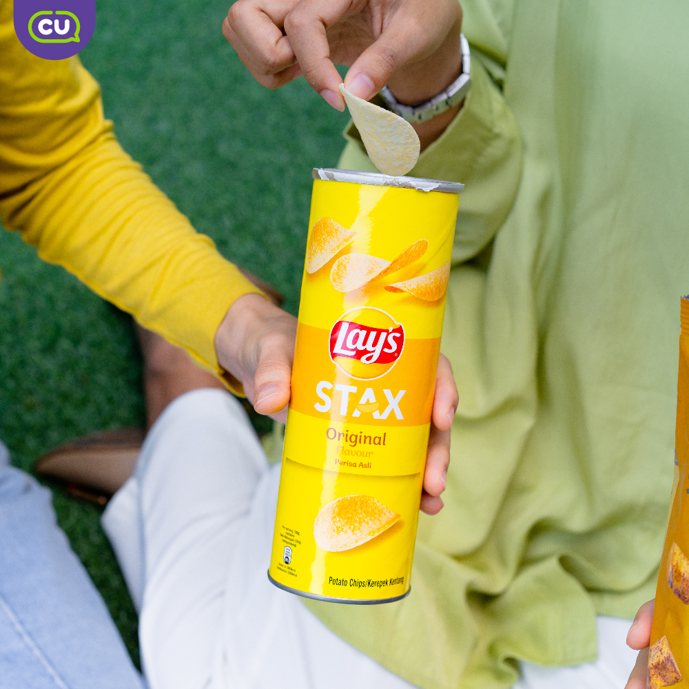 CU_Malaysia's tweet photo. Get ready to sizzle this summer with our awesome range of snacks during a merry picnic sesh! 😎

Embrace the snack life and find your favorite yellow-packet snacks so you can savour its deliciousness on a sunny day. 😋

CU soon🫰🏻
#CUMalaysia #NicetoCU https://t.co/LcWnxCkiWs