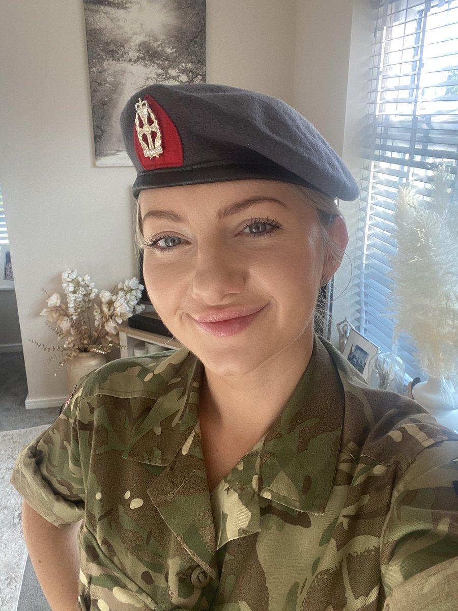 Chelsea Bradley (@chelseaclinical) on Twitter photo Army Reserve Day today! Wearing my uniform to work today to celebrate, and tomorrow we will be celebrating as a trust. Join us in colliers restaurant tomorrow to talk all things Army Reserve! 🤎💚 <a href="/barnshospital/">Barnsley Hospital</a> Army Reserve Day today! Wearing my uniform to work today to celebrate, and tomorrow we will be celebrating as a trust. Join us in colliers restaurant tomorrow to talk all things Army Reserve! 🤎💚 <a href="/barnshospital/">Barnsley Hospital</a>