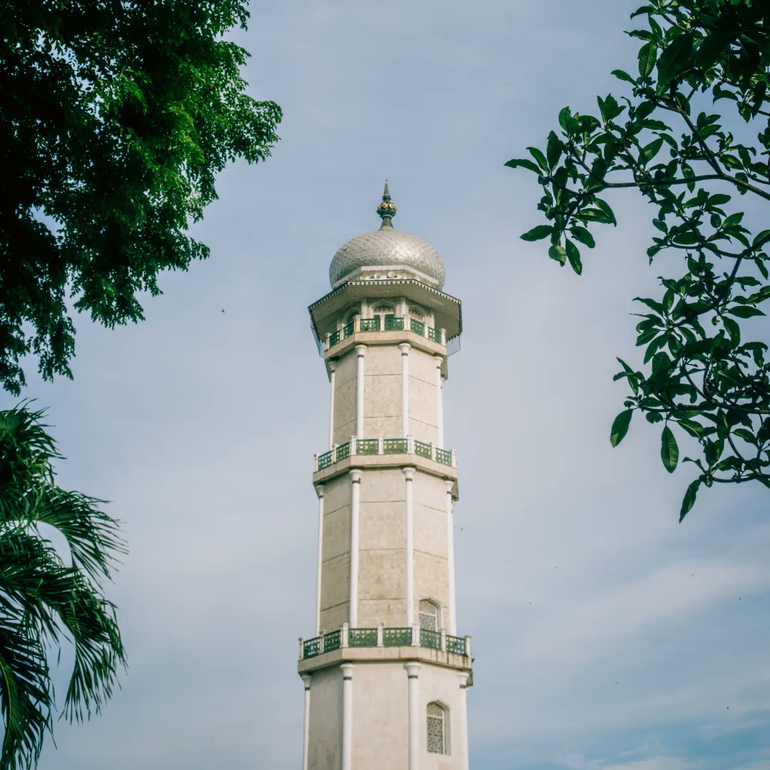 Ferydhanihsr's tweet photo. Another view of Masjid Raya Baiturrahman. https://t.co/Y4VJBd83AQ