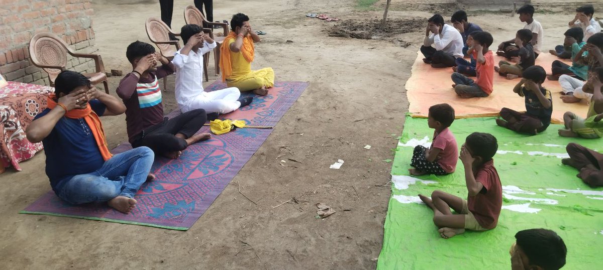Yoga at CSC  Uttar Pradesh

<a href="/moayush/">Ministry of Ayush</a>
<a href="/CSCegov_/">CSCeGov</a>
<a href="/CSCSPV_Health/">CSC Health</a>
<a href="/CSCUttarPradesh/">CSC Uttar Pradesh</a>

#CSCpeYoga
#MyYogaMyPose