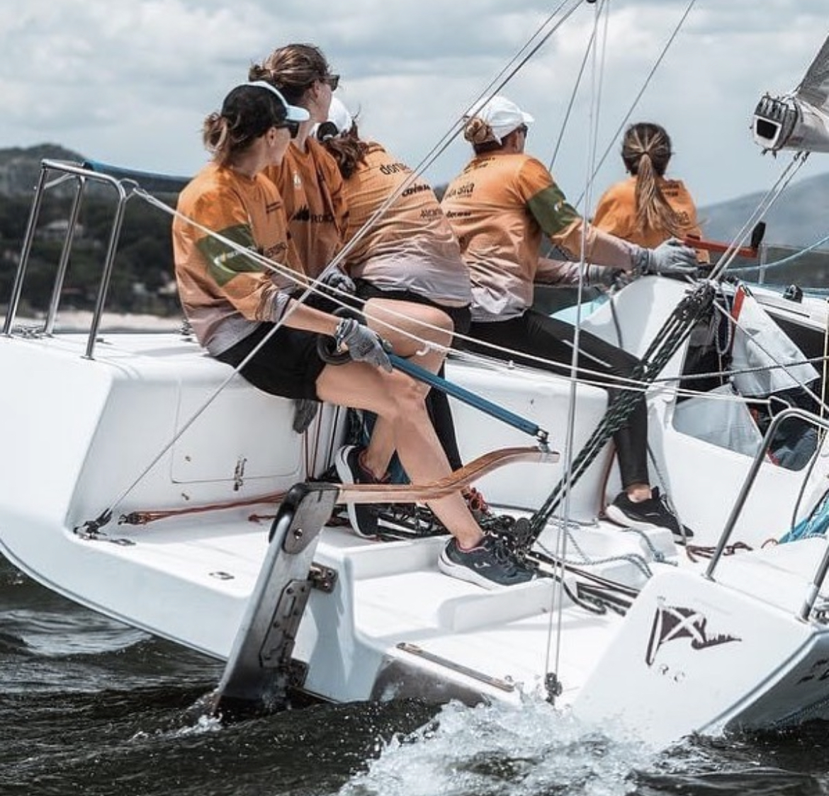 marina_ropes's tweet photo. CAMPEONES DE ESPAÑA🏆🇪🇸  
¡Enhorabuena, equipo! 

⛵️Dorsia Corvirán Sailing Team - #Queremoshacerhistoria 

#marinaropes #ropes #cabos #manufacturers #qualityropes #polyester #dyneema #technora #kevlar #competition #Sponsorship #españa #winners #spain #J80 #queremoshacerhistoria https://t.co/7uMVWZ9bKl