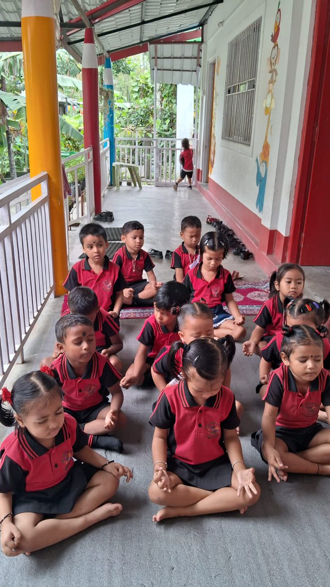 Yoga Activity at CSC BAL VIDYALAYA ALIPURDUAR DIST
@moayush
@CSCegov_
@CSCSPV_Health @cscwestbengal
#CSCPeYoga
#MyYogaMyPose