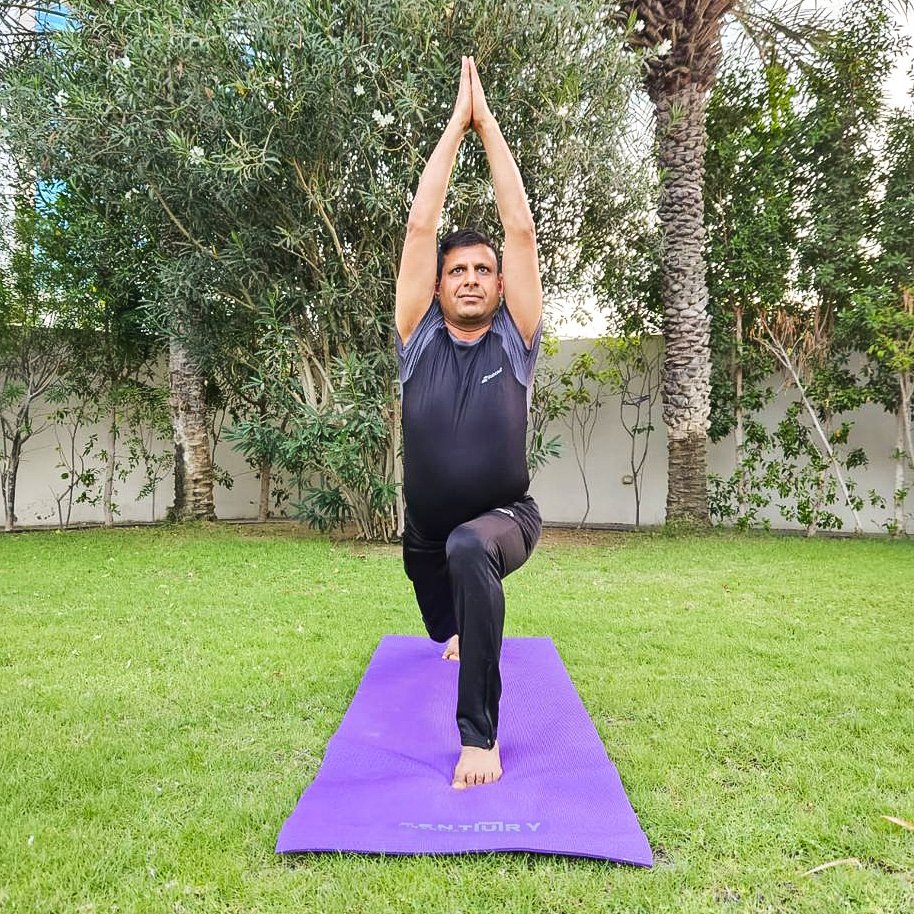 BKrishen's tweet image. The Journey Within: #UnlockingYourPotential through #Yoga! 

By exploring our bodies, minds, &amp;amp; spirits, we tap into our limitless potential. Through yoga, we learn #resilience, #discipline, &amp;amp; self-belief.

Let&apos;s embark on this extraordinary journey of self-exploration with Yoga!
