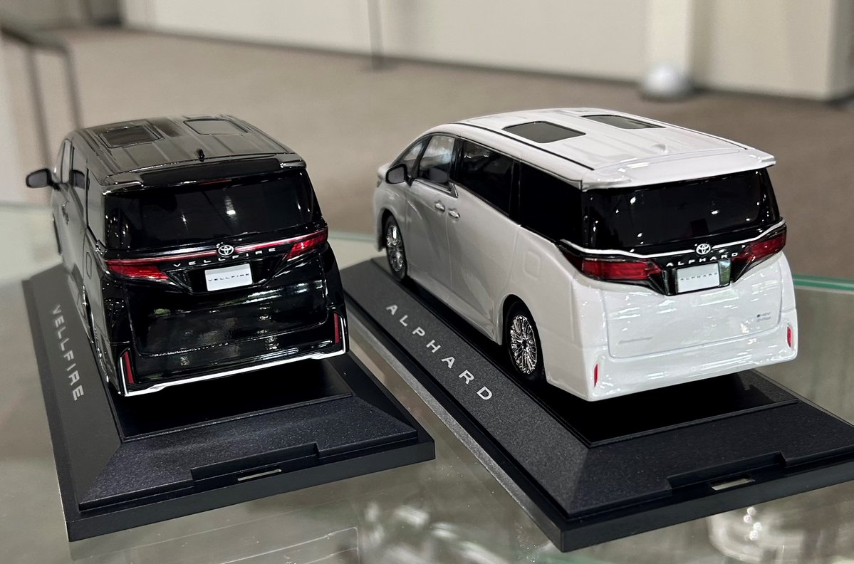 値下げ中　TOYOTA 非売品　アルファード　ミニカー