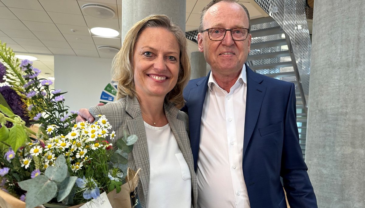 Aarhus Vand henter ny administrerende direktør i egne rækker. Lars Schrøder går på pension efter 14 år ved roret som administrerende direktør i Aarhus Vand. Ny direktør bliver Karina Topp, som kommer fra en stilling som divisionsdirektør samme sted: aarhusvand.dk/pressemeddelel…