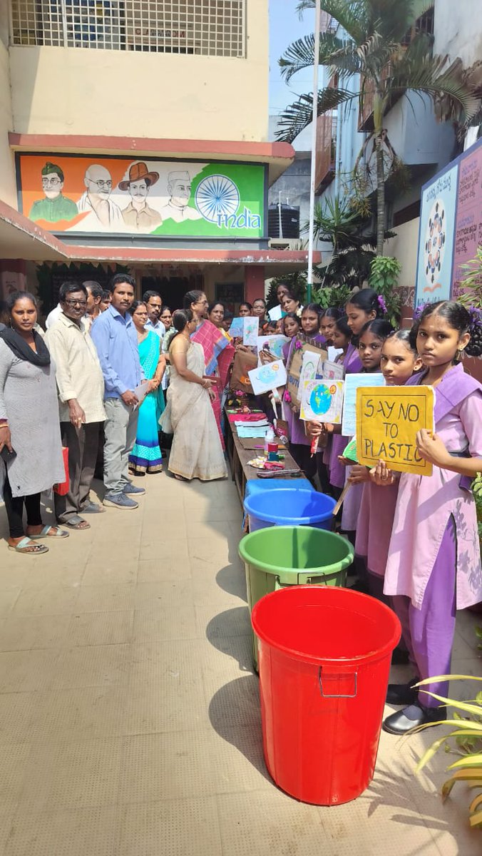 GVMC_VISAKHA's tweet photo. Awareness on "Eco Vizag" campaign conducted in UP School, Butchirajupalem involving the public health department staff and sachivalayam staff of Zone 8.  

#SwachhSurvekshan2023 
#SwachhSurvekshan2023Visakhapatnam 
#VisakhaSwachhSankalpam 
#VizagSaysNotoPlastic 
#EcoVizag 
#RRR4LIFE 
#IndiaVsGarbage 
#ChooseLiFE 
@AndhraPradeshCM 
@AudimulapSuresh 
@GHVKumariMayor 
@CDMA_Municipal 
@SwachhBharatGov 
@SwachhaAndhra 
@SwachSurvekshan 
@swachhbharat 
@MoHUA_India 
@AmritMahotsav 
@pibvijayawada