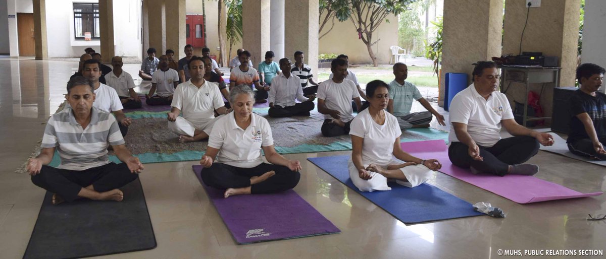 MuhsPro's tweet photo. #muhspariwar celebrates #InternationalDayofYoga, let's celebrate this ancient practice that unites body and mind. Embrace yoga's transformative power and experience a holistic approach to life. #muhssilverjubilee #YogaTransforms #muhsparivar #YogaDay #yoga #muhs #yogadiwas https://t.co/mICtBmncnS