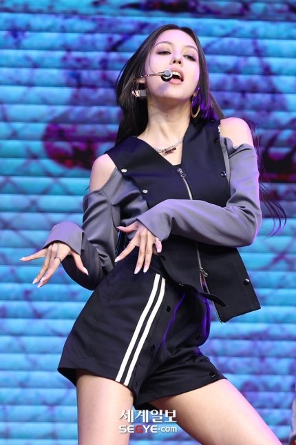 archivechanty's tweet photo. #CHANTY #LAPILLUS #샨티 #라필루스 https://t.co/ULPBgbg5Mm