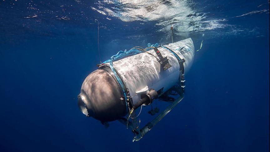 GossipRoomOff's tweet photo. 🚨 Des bruits ont été captés sous l’eau par des avions canadiens pendant les opérations de recherche du sous-marin disparu depuis dimanche avec 5 personnes à bord près de l’épave du #Titanic, dans l’océan Atlantique.

Des bruits décrits comme des claquements, des coups, à 30 minutes d'intervalle. Ces signaux acoustiques aideront à orienter les moyens de surface tout en maintenant l’espoir de retrouver des survivants. 🚢 (via CNN)