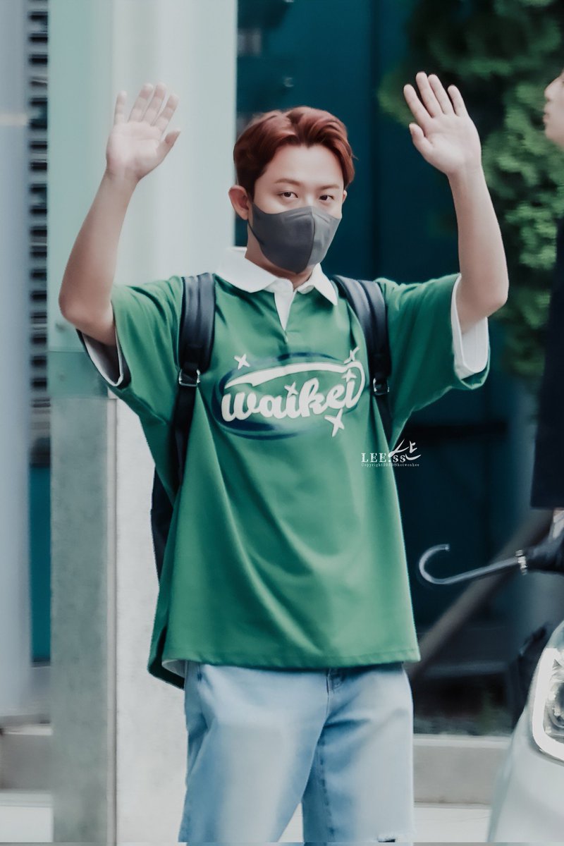 hotwonhee_'s tweet photo. 230621 SBS 동농사녹 퇴근길
.
.
굿바이🙋
#토니안 #안승호 #安胜浩 #SBS #동물농장 #토니안퇴근길 https://t.co/URUUFt55vG