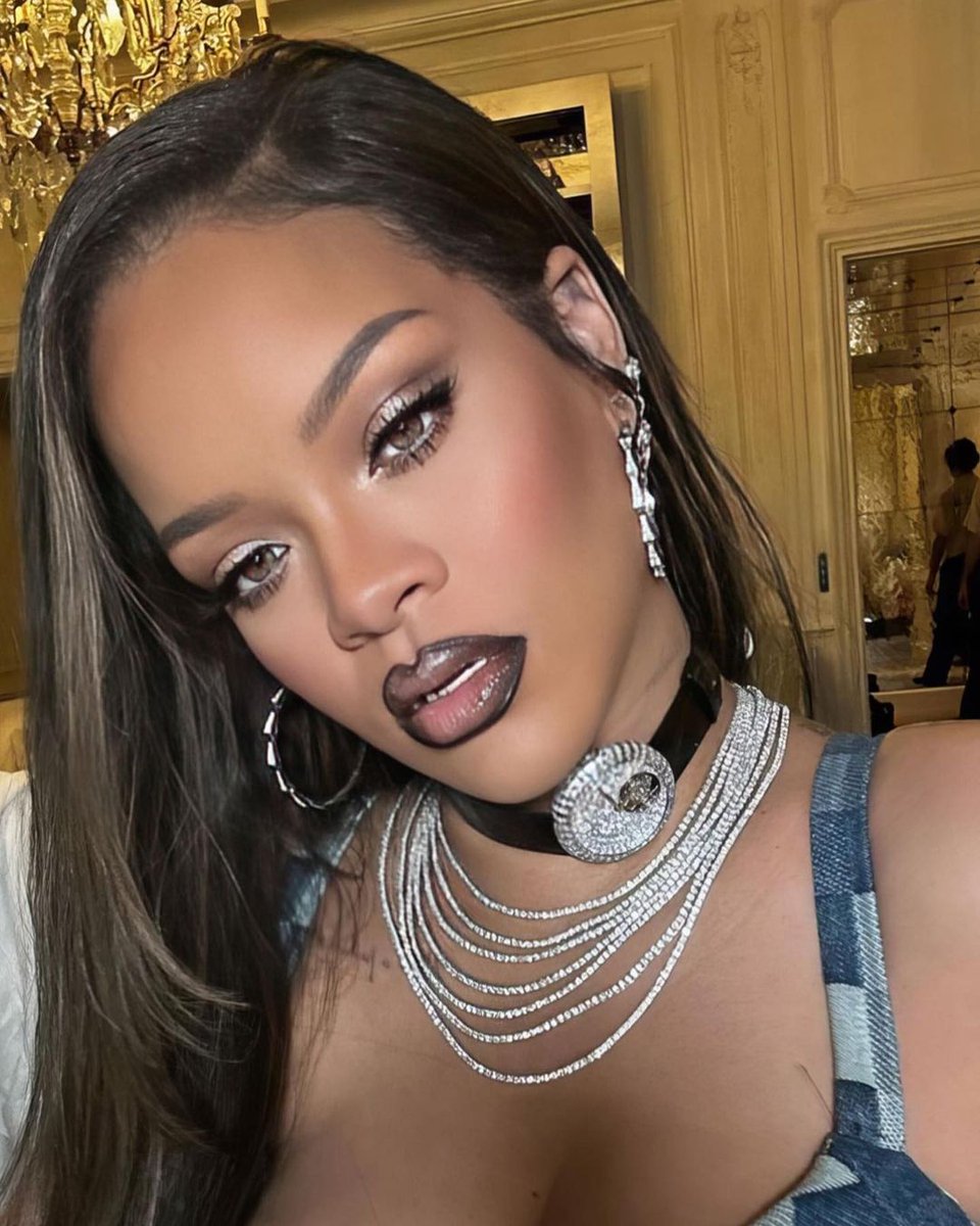 highsnobiety tweet media