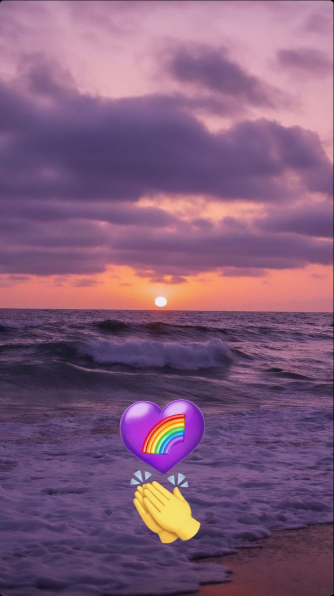 Lady_Pirate's tweet image. Ma che bel riconoscimento, Can fa bene ad andarne fiero, complimenti anche a #FrancescaChillemi e #LuxVide...finalmente il #Moige ne azzecca una tra l'altro ahah!😅📺👏🎆

#ViolaComeIlMare💜🌊🌈 
#CanYaman #CanYamanForChildren 
#VioletaComoElMar #VioletLikeTheSea #WeAreLuxVide