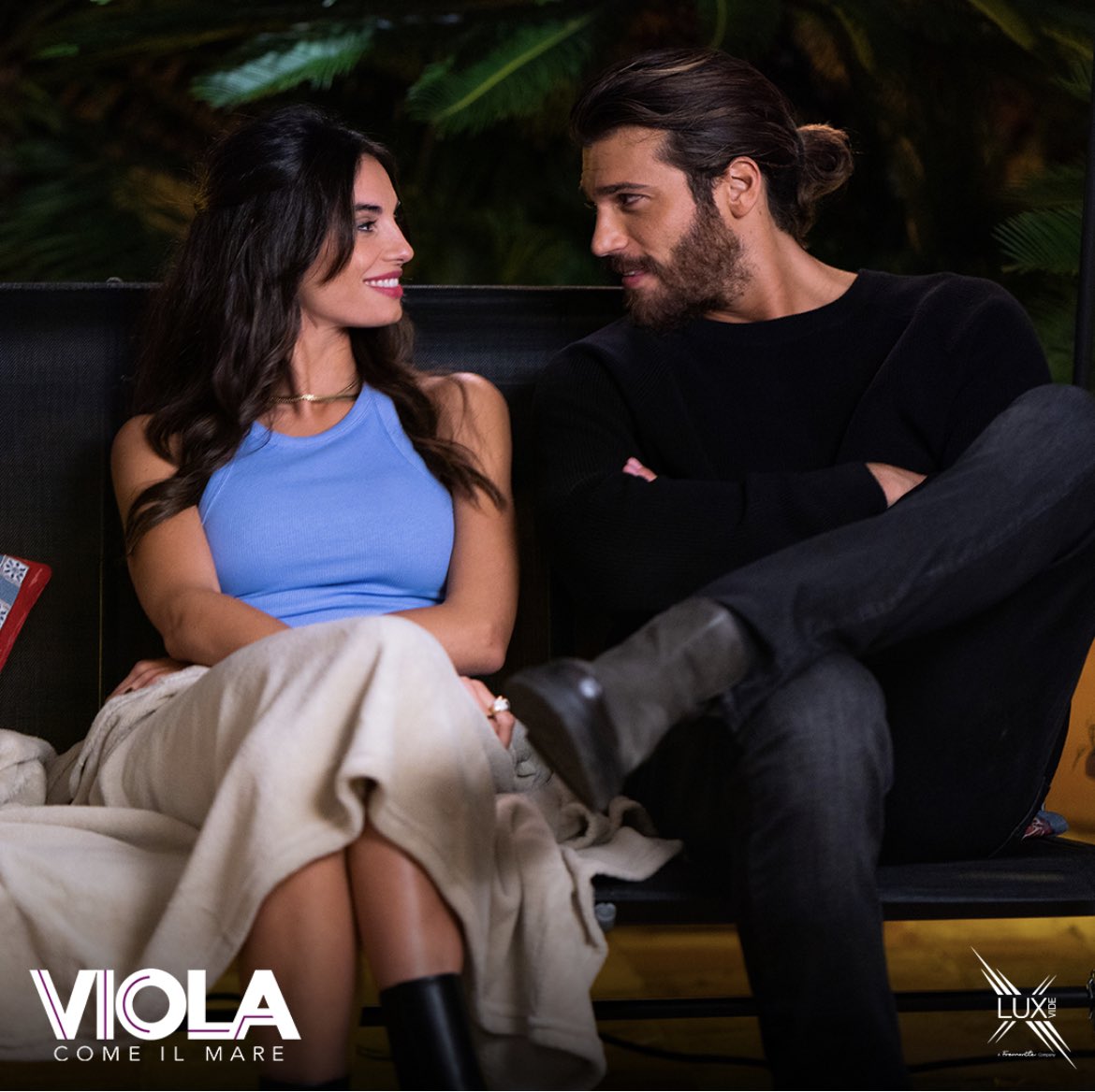 Lady_Pirate's tweet image. Ma che bel riconoscimento, Can fa bene ad andarne fiero, complimenti anche a #FrancescaChillemi e #LuxVide...finalmente il #Moige ne azzecca una tra l'altro ahah!😅📺👏🎆

#ViolaComeIlMare💜🌊🌈 
#CanYaman #CanYamanForChildren 
#VioletaComoElMar #VioletLikeTheSea #WeAreLuxVide