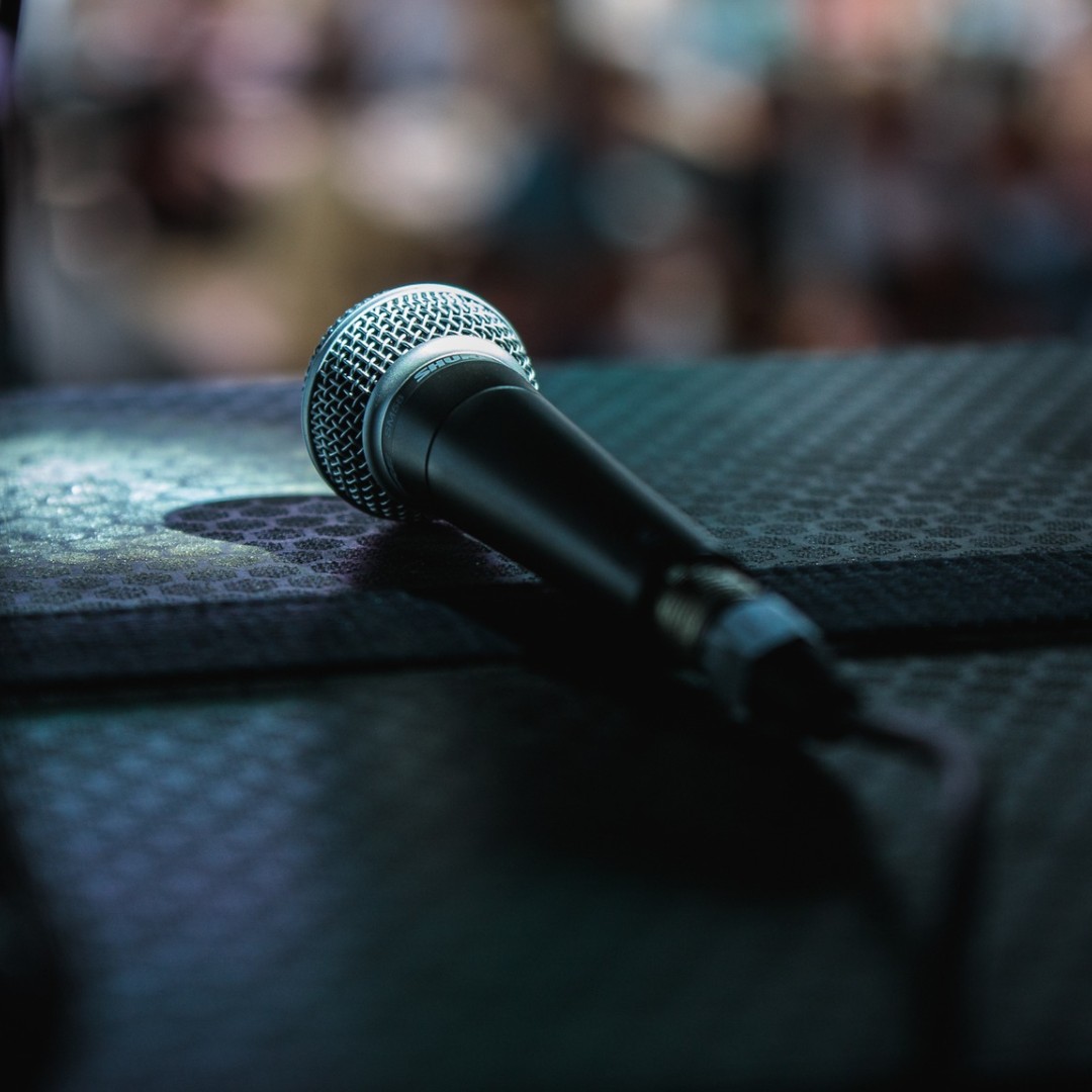 IT'S OPEN MIC NIGHT! 🎤🎸

Tonight from 7pm, you're invited to come and show your talent on Stack Seaburn's stage.

We're on the lookout for rising superstars, boisterous bands and show-stopping singers 🤩