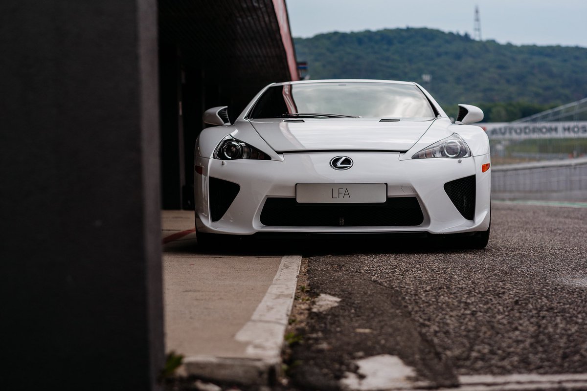 Měl jsem možnost, potkat se s automobilovým božstvem. #LexusLFA