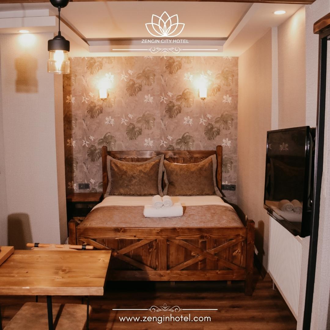 Zengin City Hotel'in şıklıkla tasarlanmış suit odalarında hayallerinizi gerçeğe dönüştürün
.
Rezervasyon 
☎️ +90 216 306 34 66
🌐  zenginhotel.com/tr/oda/suit-oda

.
.
.
#ZenginCityHotel #SuitOda #LüksKonaklama