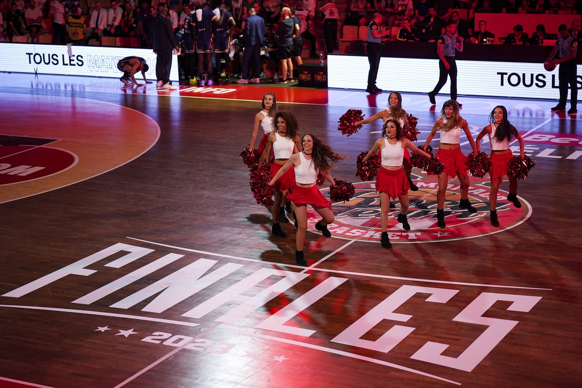 🙌 🪩 Merci aux <a href="/Roca_Girls/">Roca Girls</a> 💃 pour leurs performances tout au long de la saison 🌟🔴⚪️