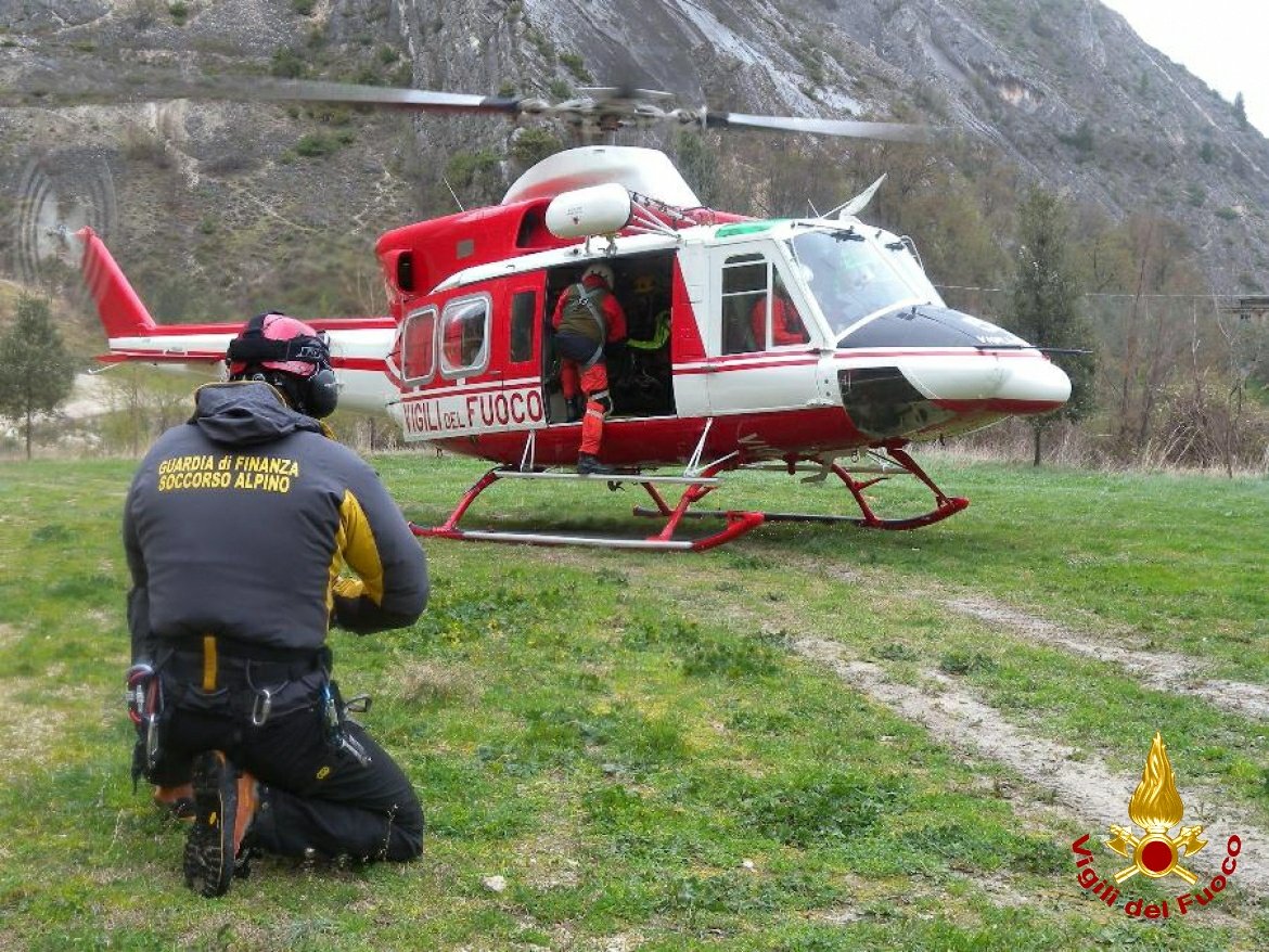 Oggi #21giugno è il 249° anniversario di fondazione della <a href="/GDF/">Guardia di Finanza</a>. 
Tanti auguri dal Corpo nazionale dei #vigilidelfuoco alle donne e agli uomini delle Fiamme Gialle