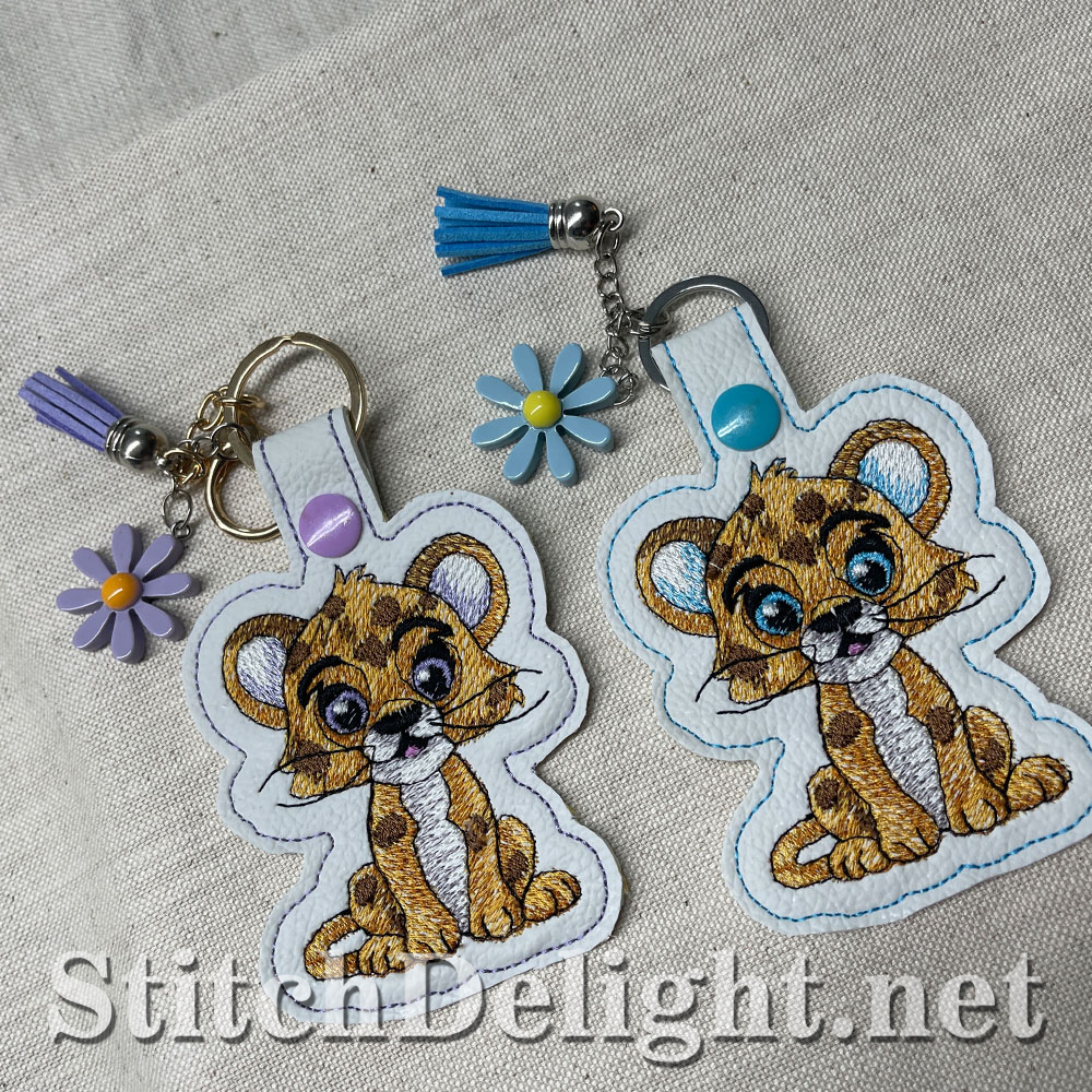 Don't miss out on our amazing deals! Get the Coco The Pup Key Fob and Cheeky Cheetah Key Fob at a discounted price before they go to full price Friday. Order now at zurl.co/2e6U and zurl.co/7Lg9 #keyfobs #discountedprice #limitedtimeoffer #stitchdelight