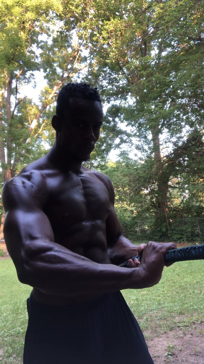 Red__Ronin's tweet image. Swiftest blade 🗡️ around. Newest addition to my collection, and probably my favorite. #bladeaddict #swords #kenjustsu #training #collectoroffineblades #affinityforblades #iado #meditation #goemonishikawa #vorpal #katana