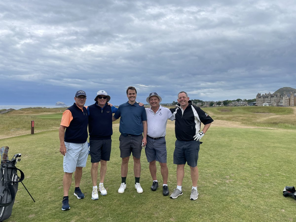 wick_davis's tweet photo. @jamierkennedy Best wishes, met you on the 15th tee! https://t.co/zDXmnbZ6EI